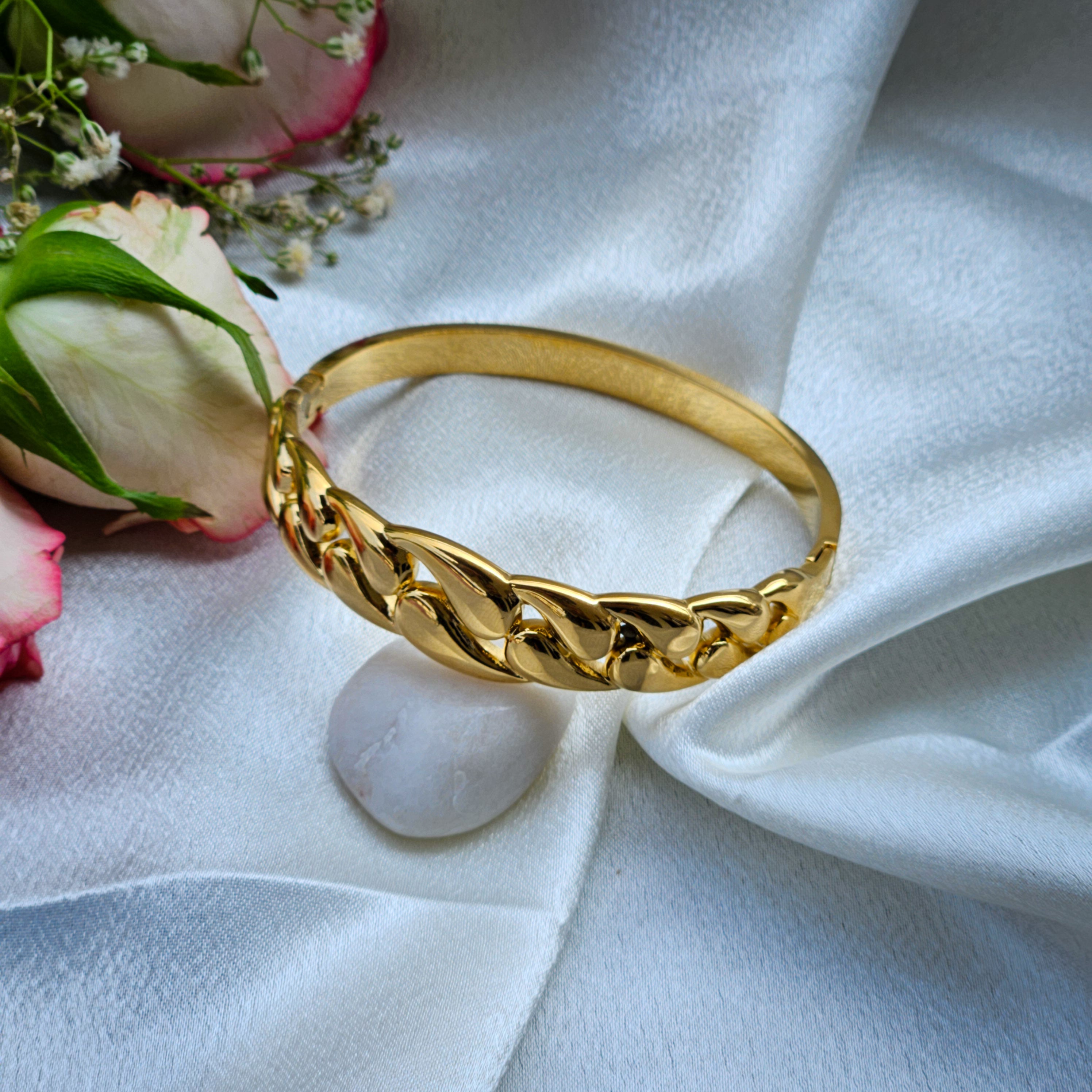 Classic Chain Bangle