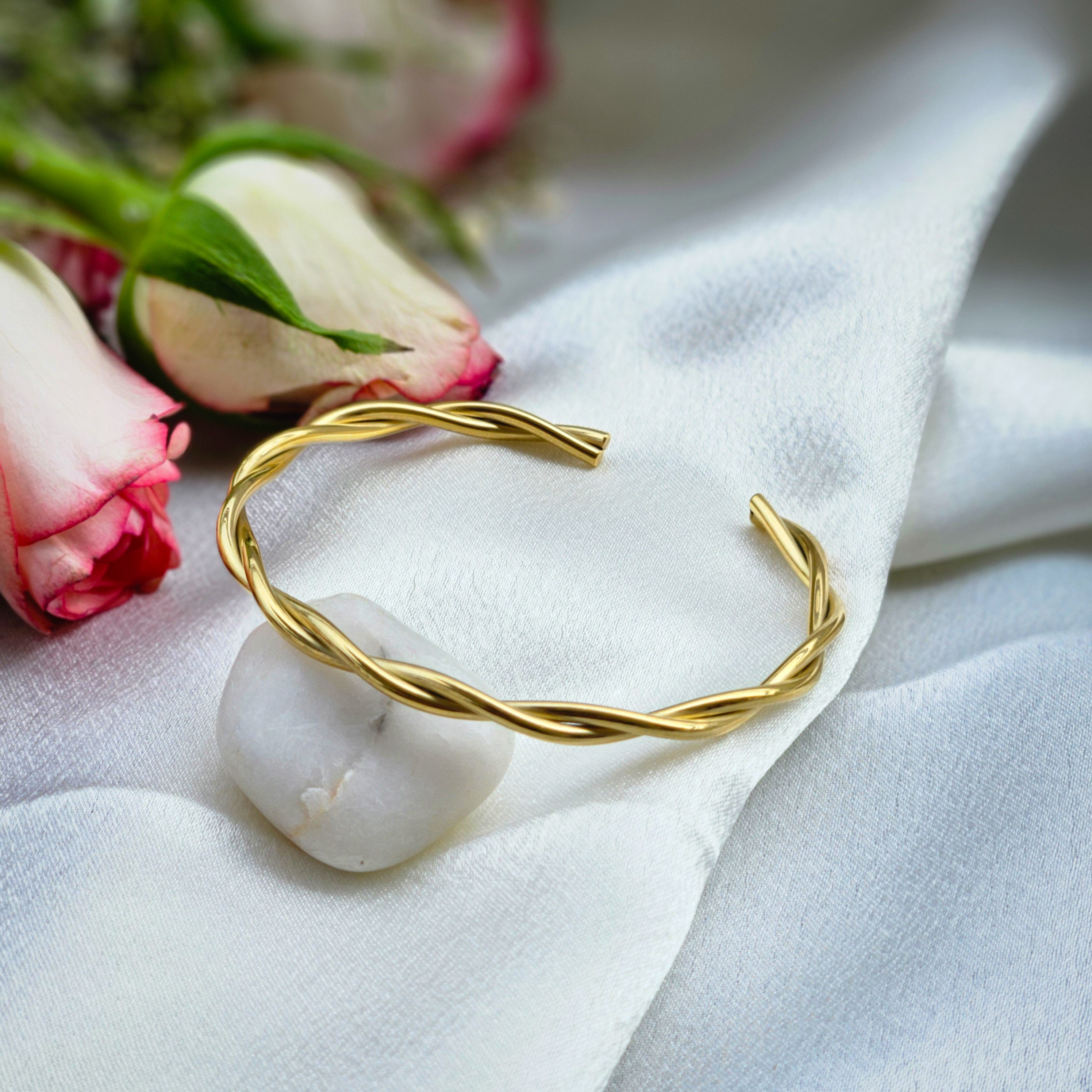 Twist Line Adjustable Bangle