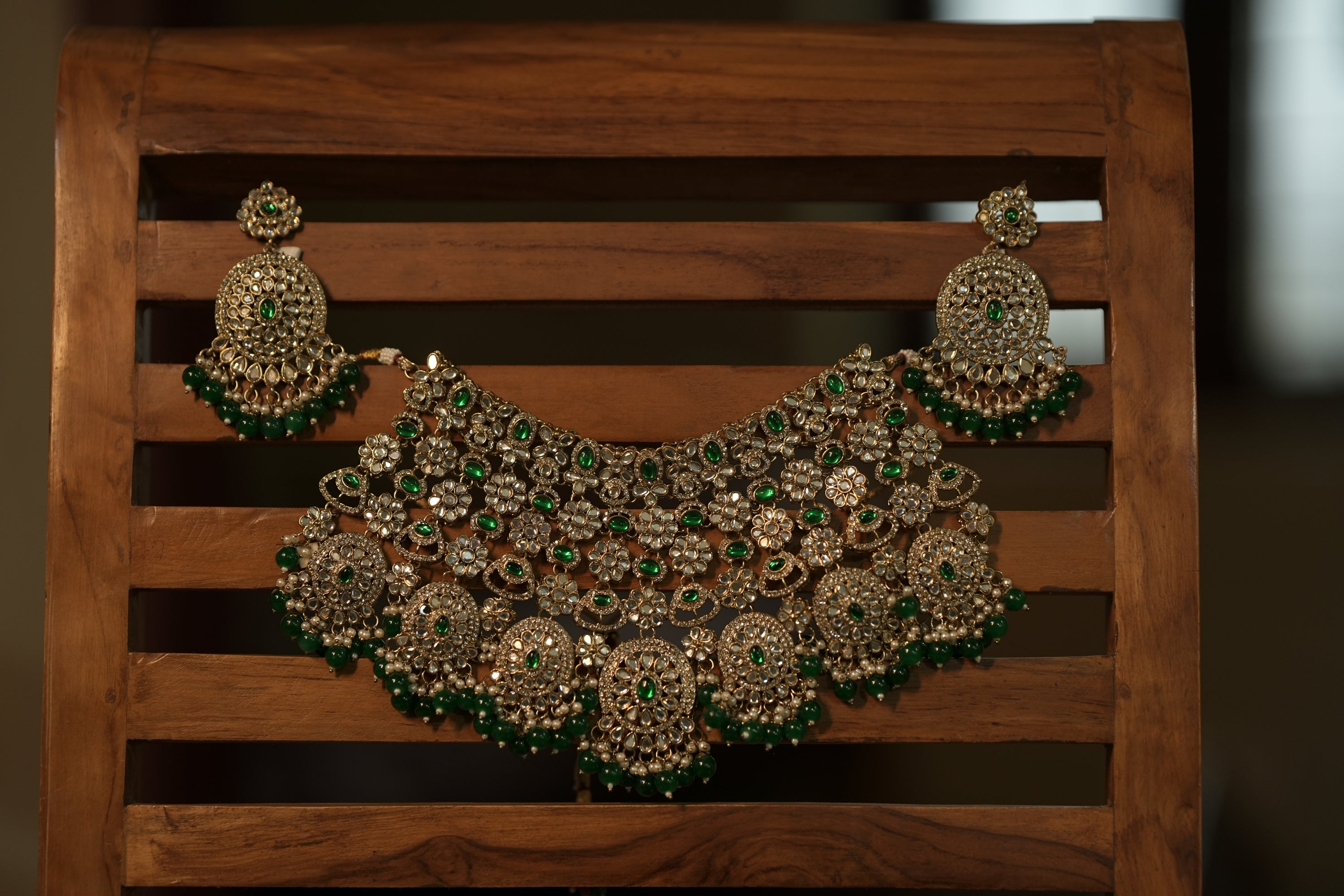 Green–White Classic Bridal Set